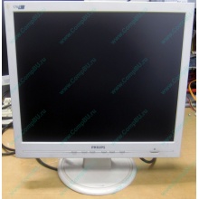 Монитор 17" TFT Philips 170S с битым пикселем в Черном, белый (Черное)